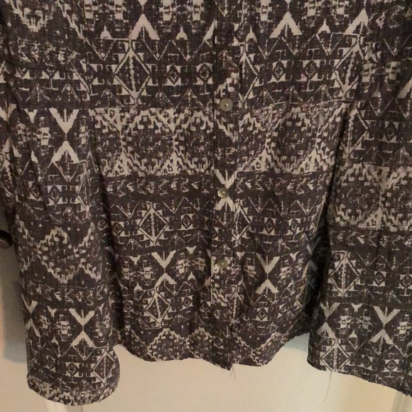 Kim Rogers curvy woman’s blouse - Picture 5 of 7